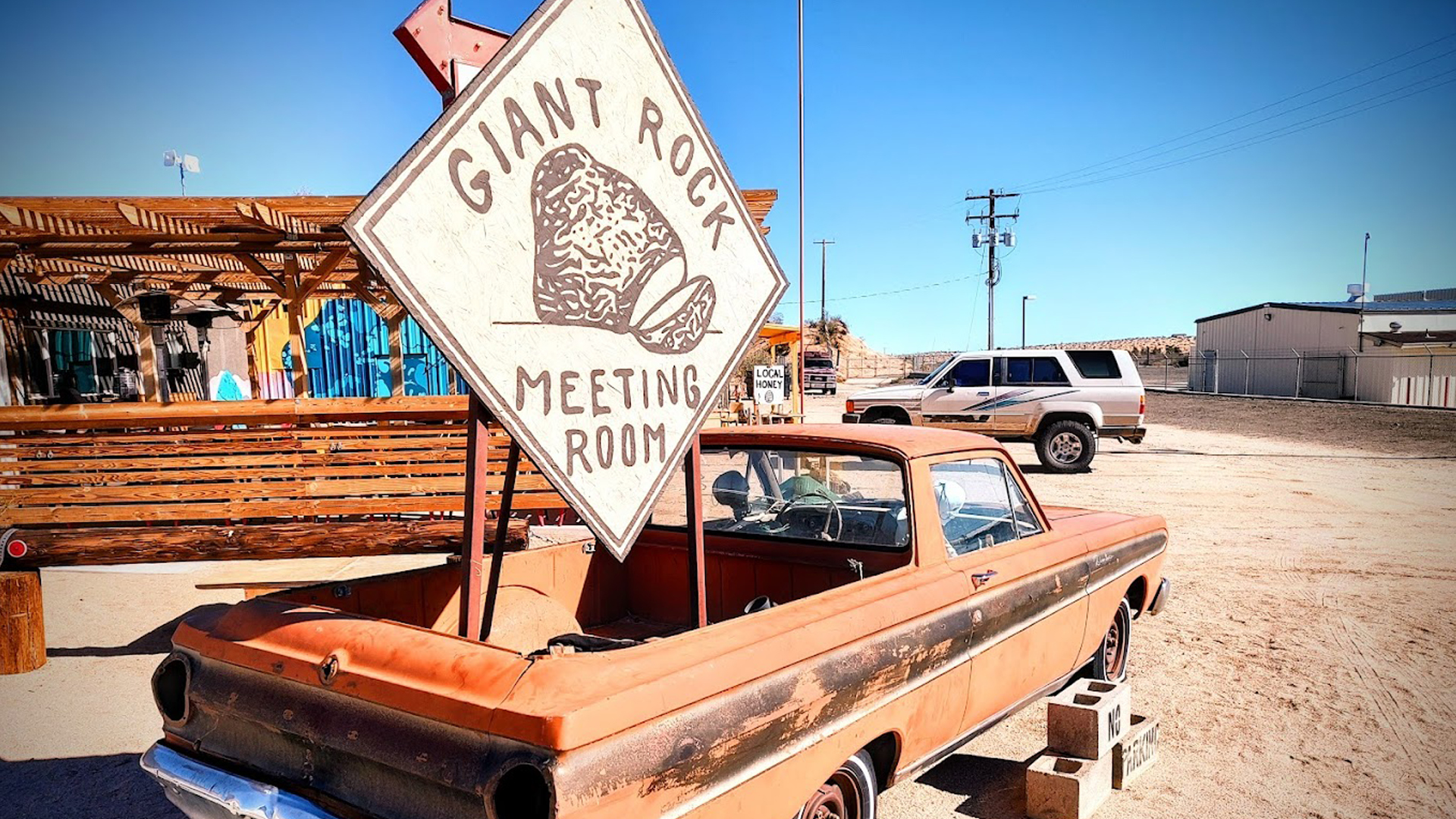 giant rock meeting room